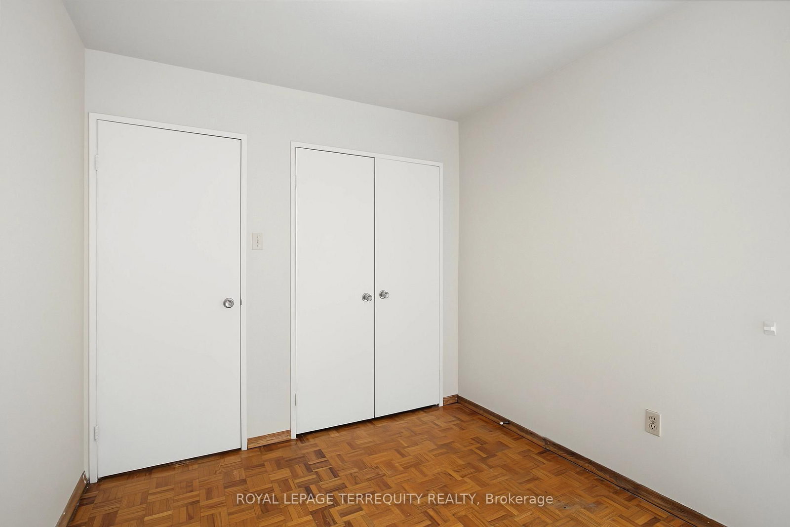 11 Four Winds Drive • #18 • Toronto, ON photo 18