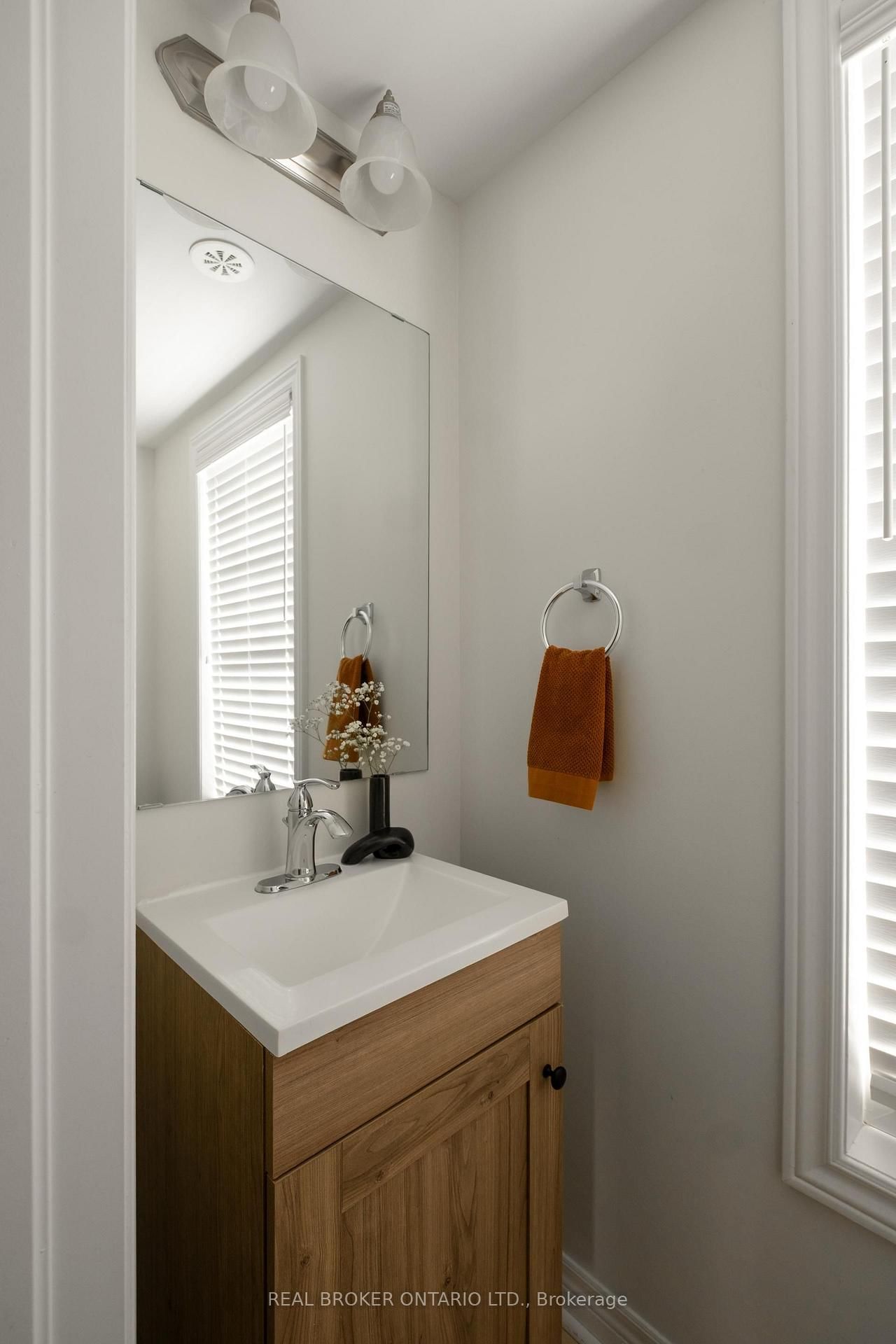 2280 Baronwood Drive • #81 • Oakville, ON photo 5