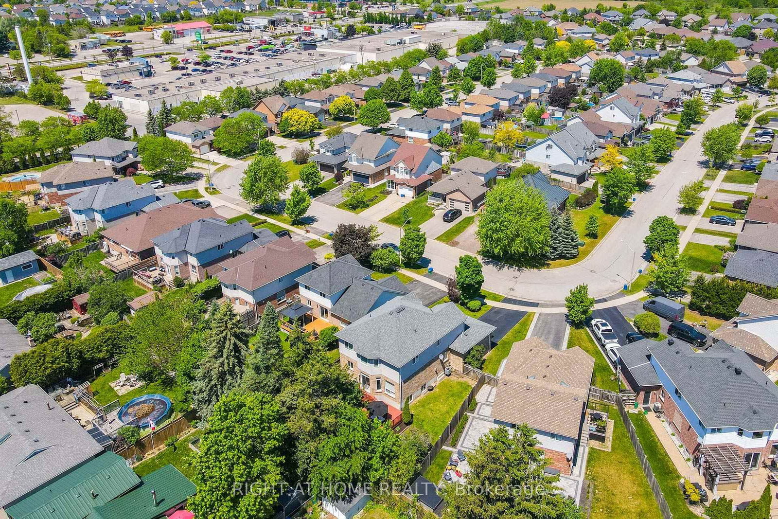 72 Beardmore Crescent • Halton Hills, ON photo 39