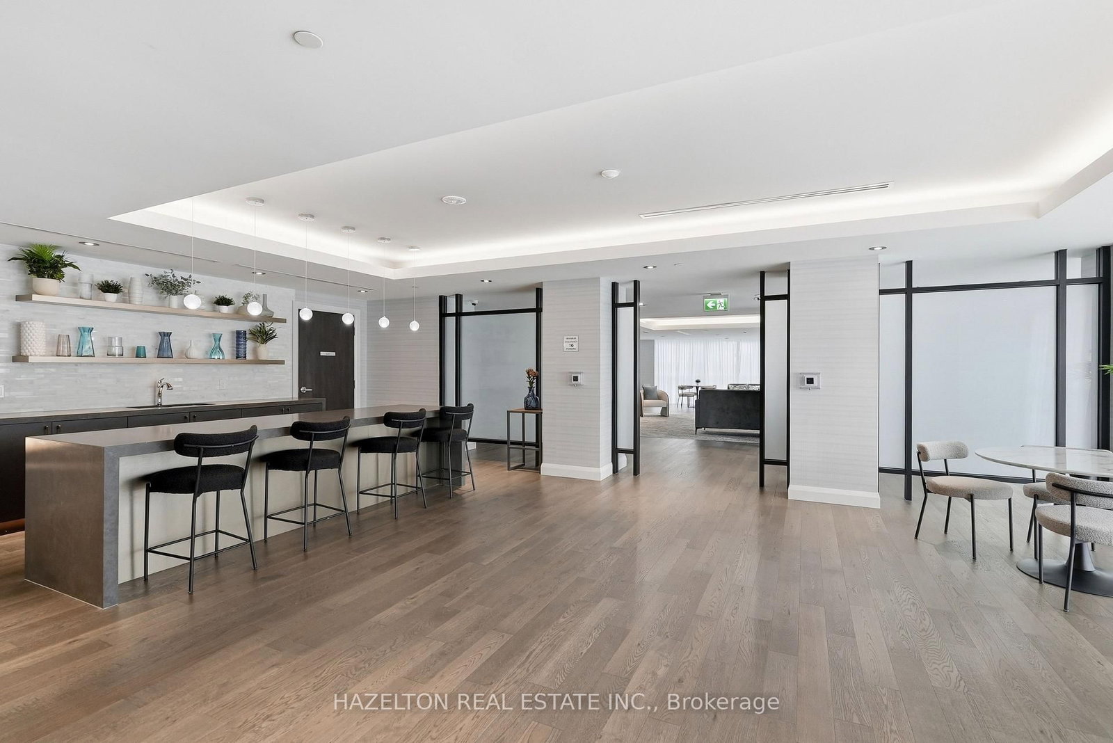 38 Annie Craig Drive • #4201 • Toronto, ON photo 32