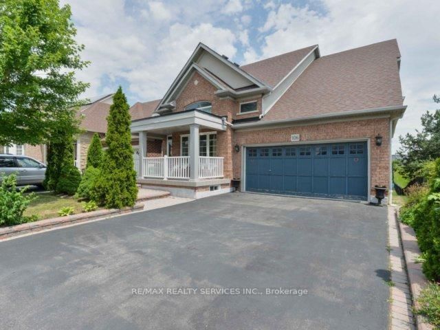 106 Pennyroyal Brampton,ON L6S 6J6