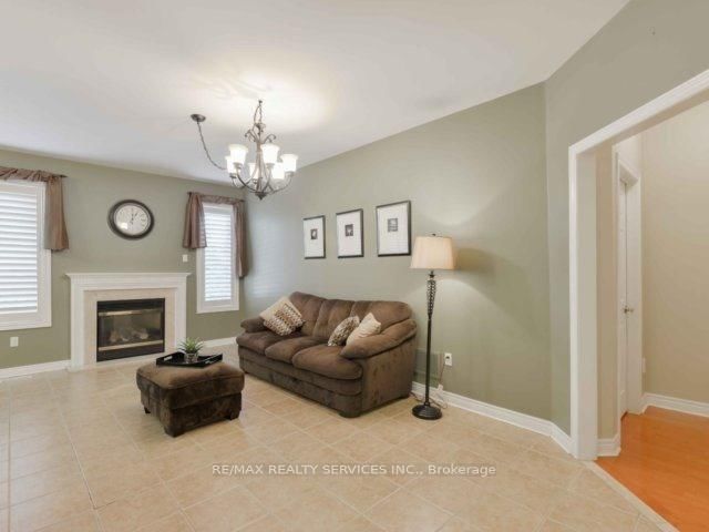 106 Pennyroyal Brampton,ON L6S 6J6 — Photo 6