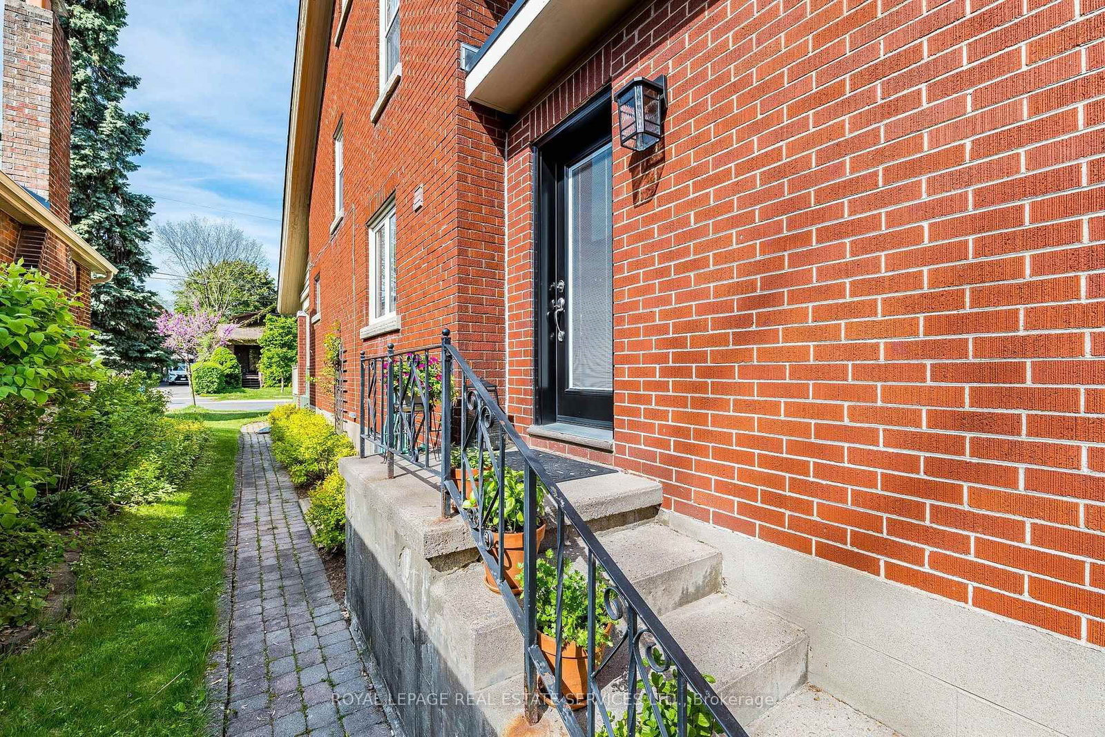 100 Mill Street S • Brampton, ON photo 38