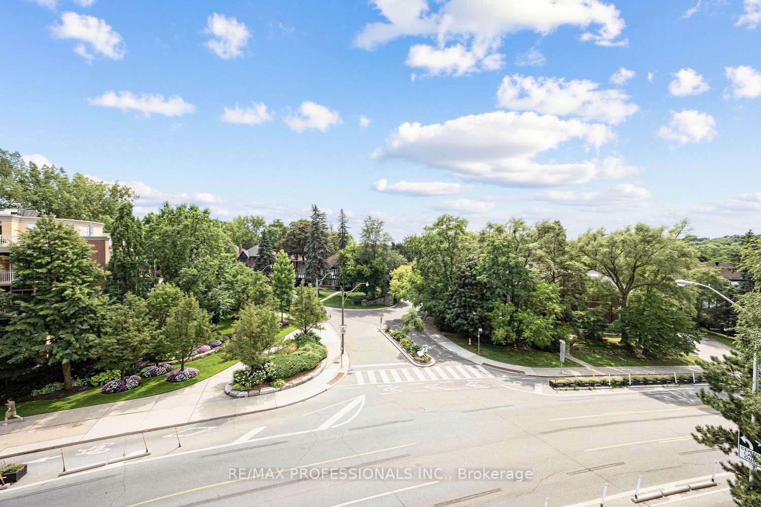 2 Old Mill Drive • #417 • Toronto, ON photo 19