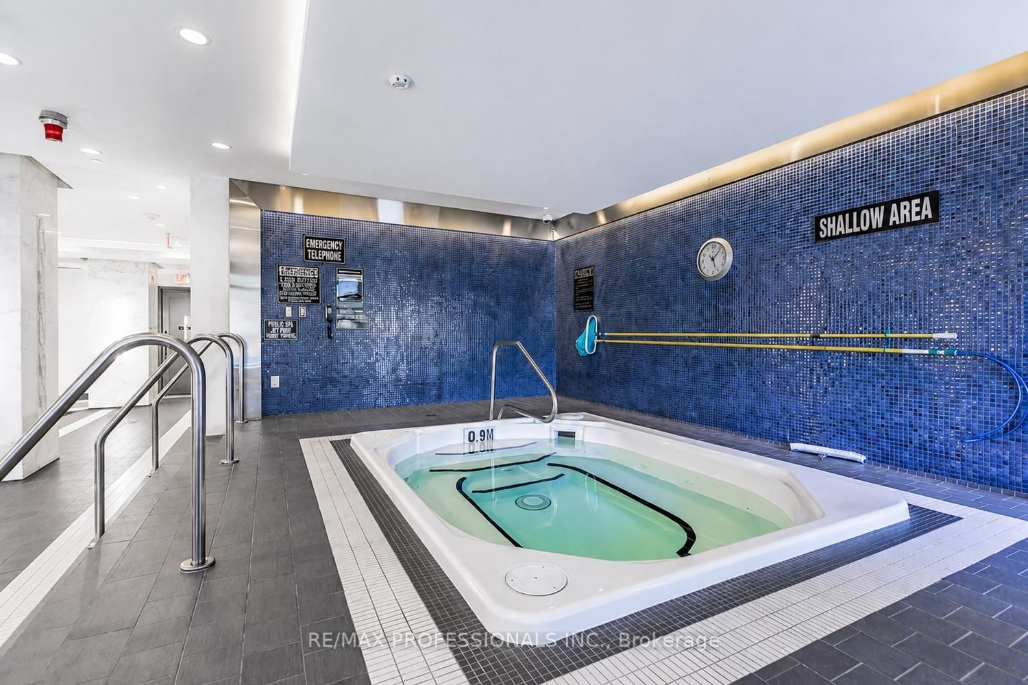 2 Old Mill Drive • #417 • Toronto, ON photo 35