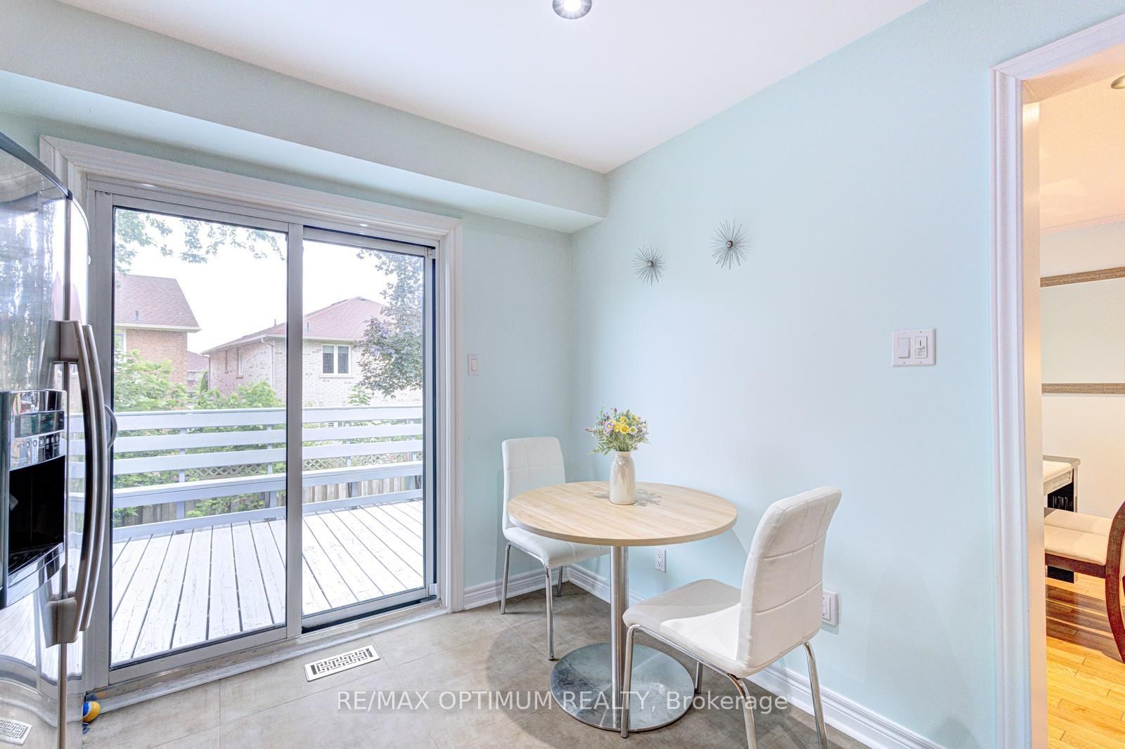 28 Stalbridge Avenue • Brampton, ON photo 17