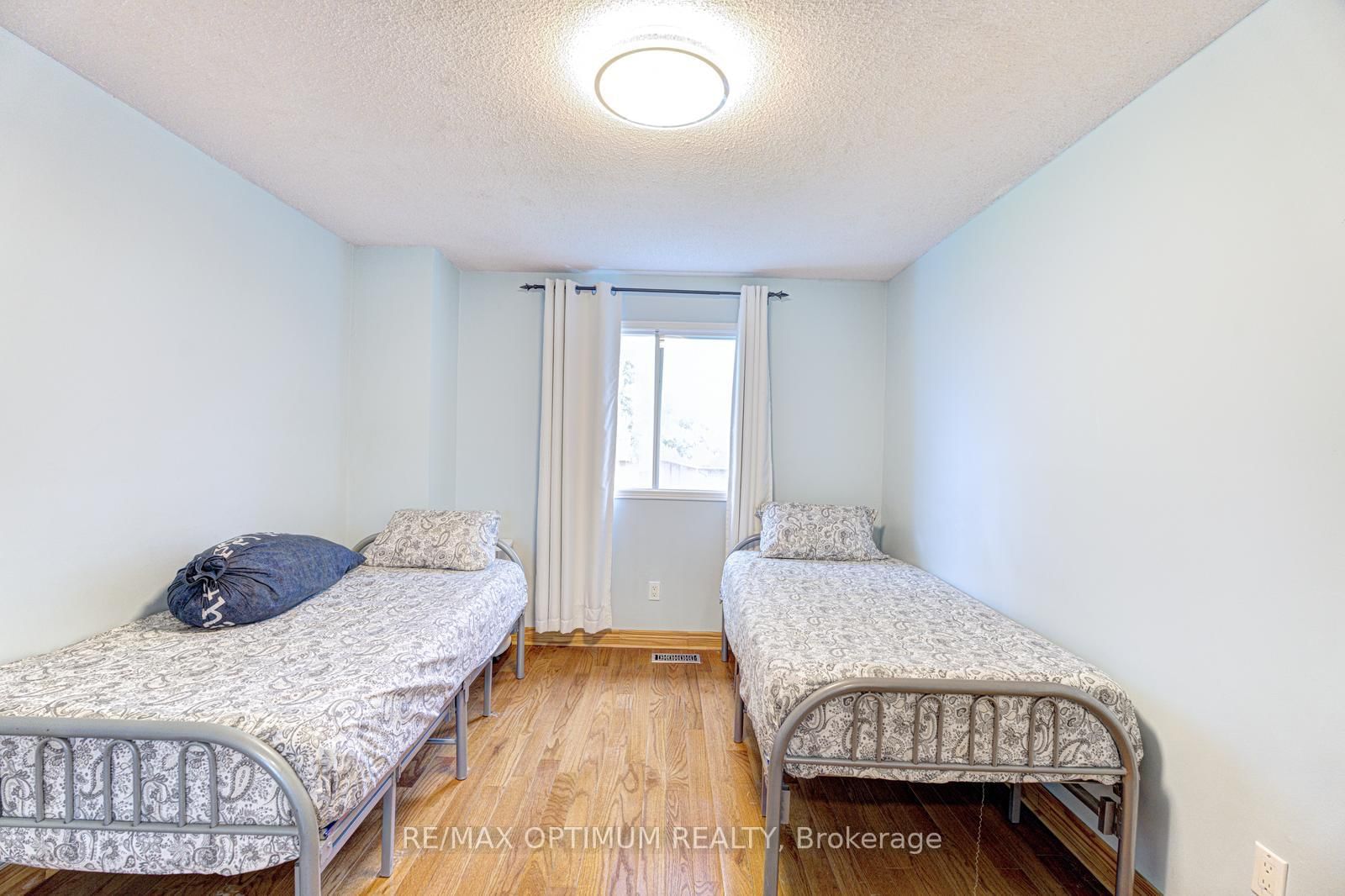 28 Stalbridge Avenue • Brampton, ON photo 33