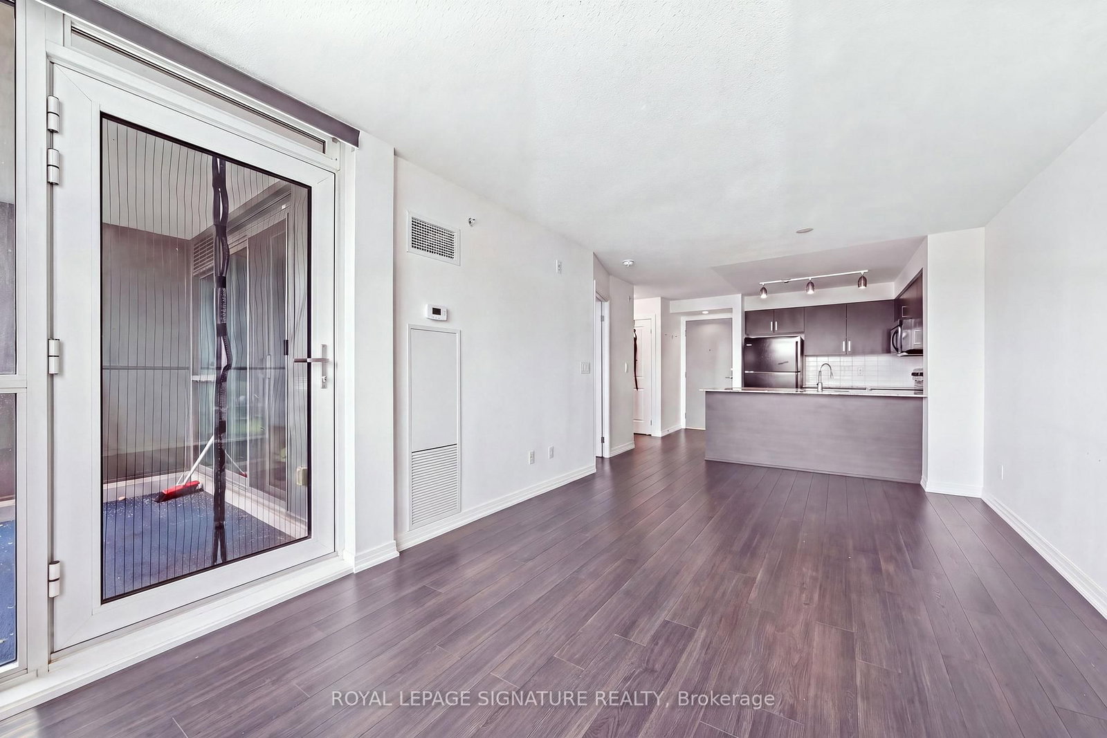 80 Esther Lorrie Drive • #417 • Toronto, ON photo 14