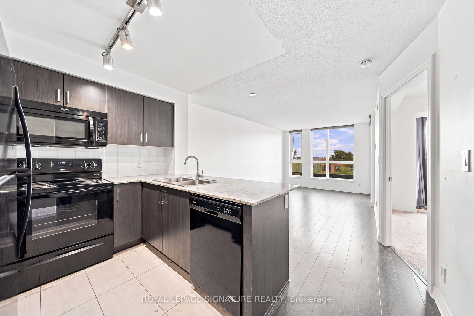 80 Esther Lorrie Drive • #417 • Toronto, ON photo 2