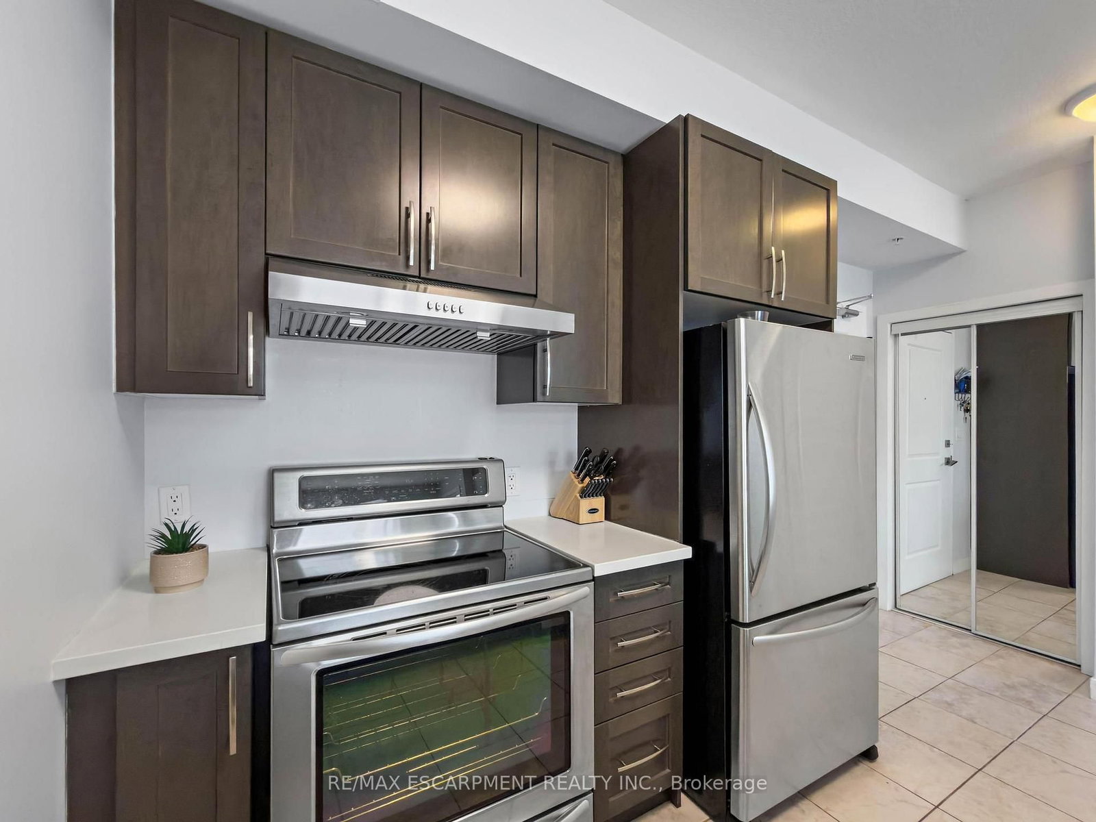 5010 Corporate Drive • #109 • Burlington, ON photo 24