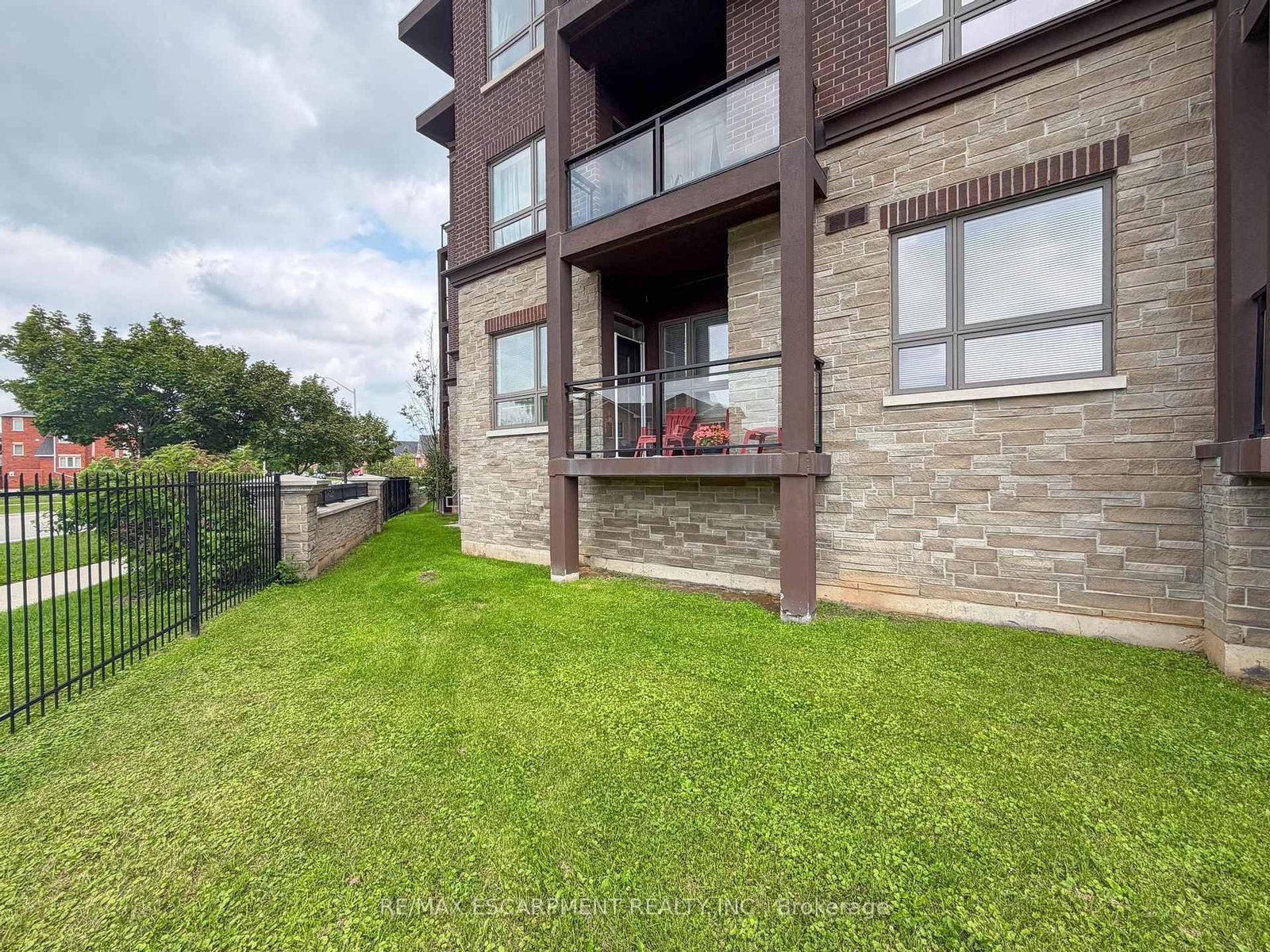 5010 Corporate Drive • #109 • Burlington, ON photo 42