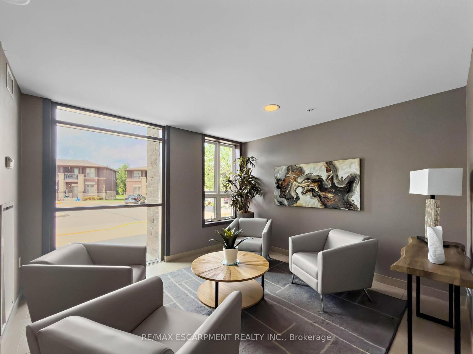 5010 Corporate Drive • #109 • Burlington, ON photo 6