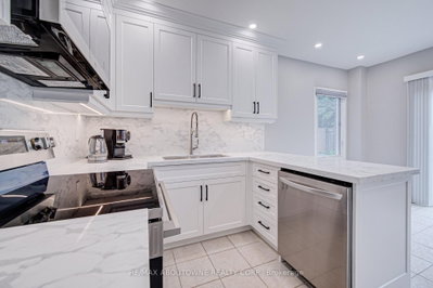 426 Parklane Oakville,ON L6H 4J5 — Photo 10