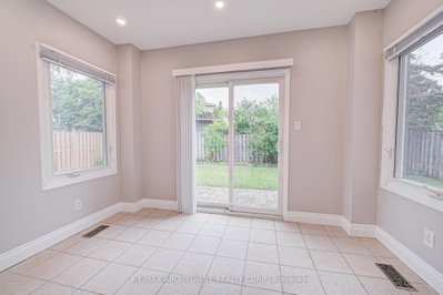 426 Parklane Oakville,ON L6H 4J5 — Photo 14