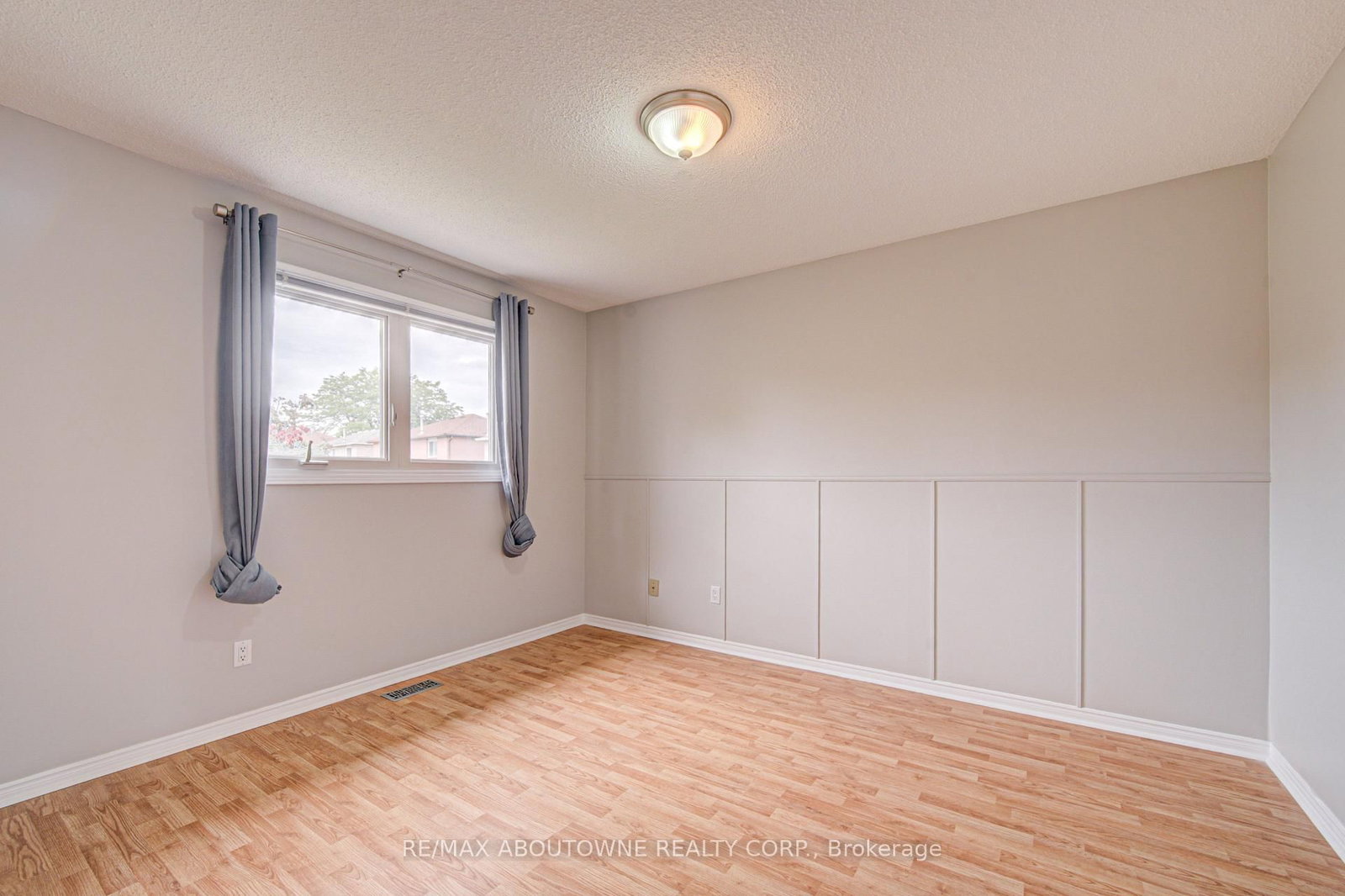 426 Parklane Oakville,ON L6H 4J5 — Photo 27
