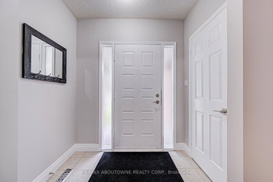 426 Parklane Oakville,ON L6H 4J5 — Photo 5