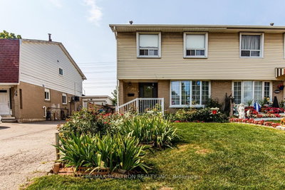 7384 Sills Road • Mississauga, ON photo 2