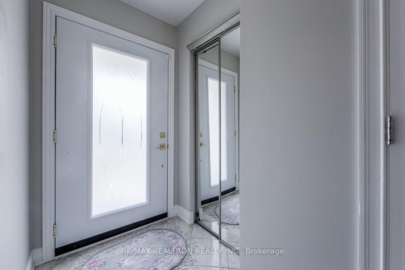 7384 Sills Road • Mississauga, ON photo 4