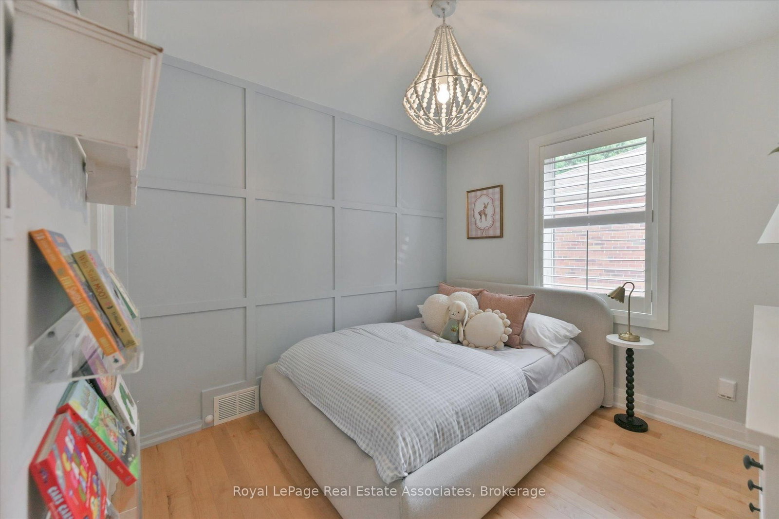 41 Ashbourne Drive • Toronto, ON photo 20