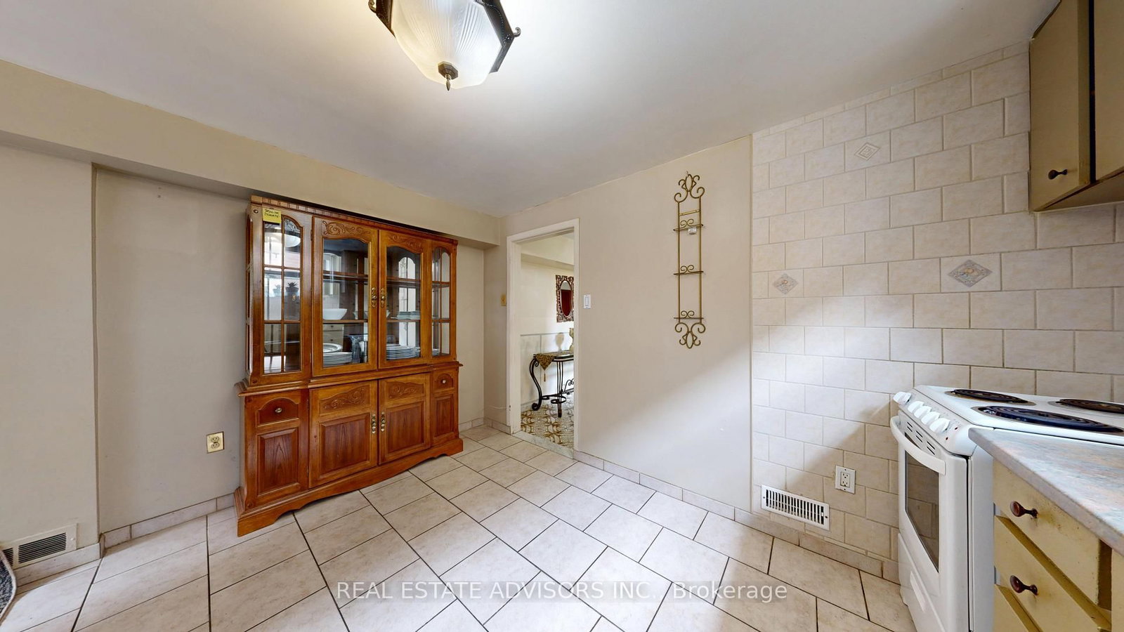 57 Hucknall Road • Toronto, ON photo 18