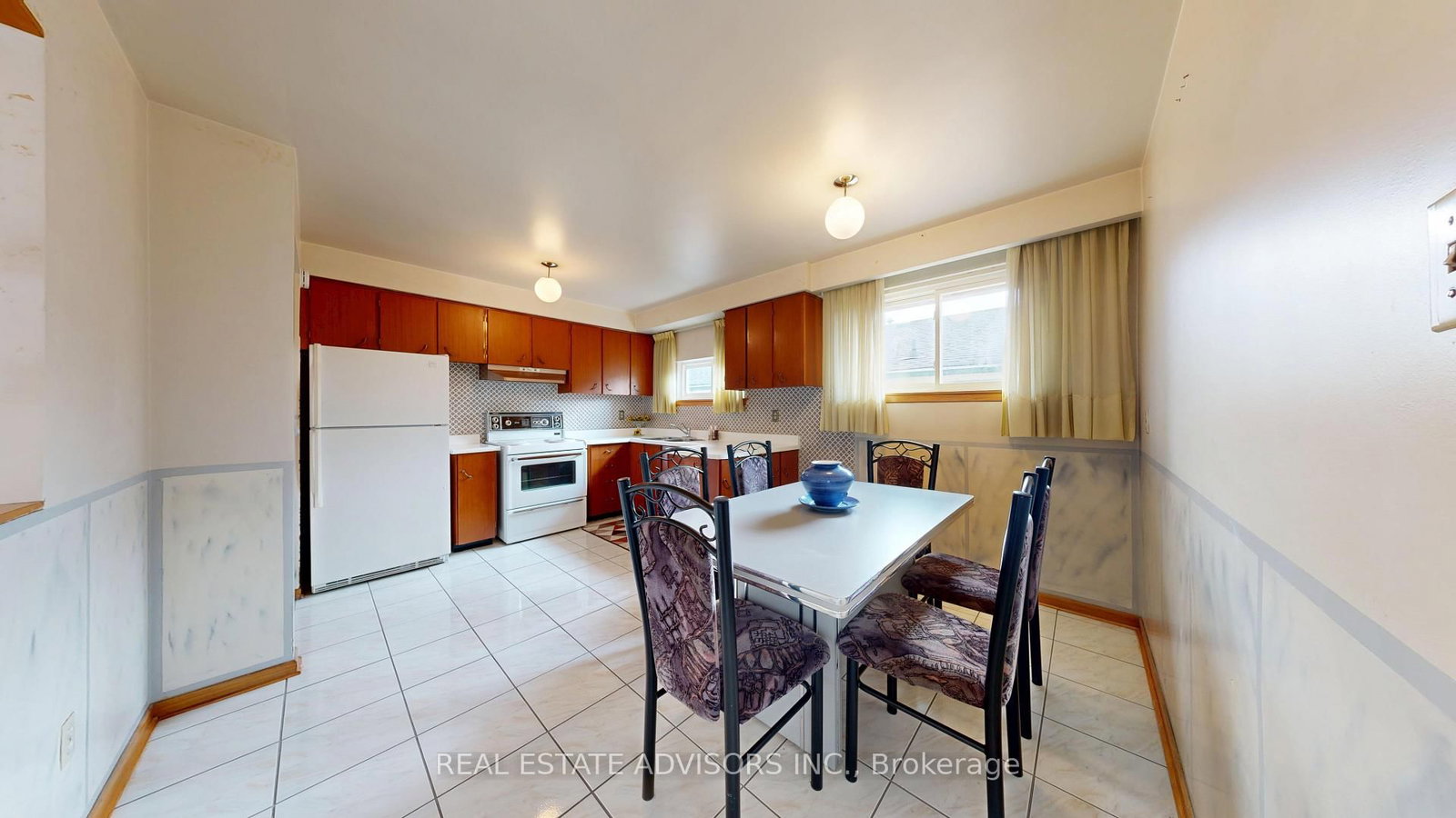 57 Hucknall Road • Toronto, ON photo 27