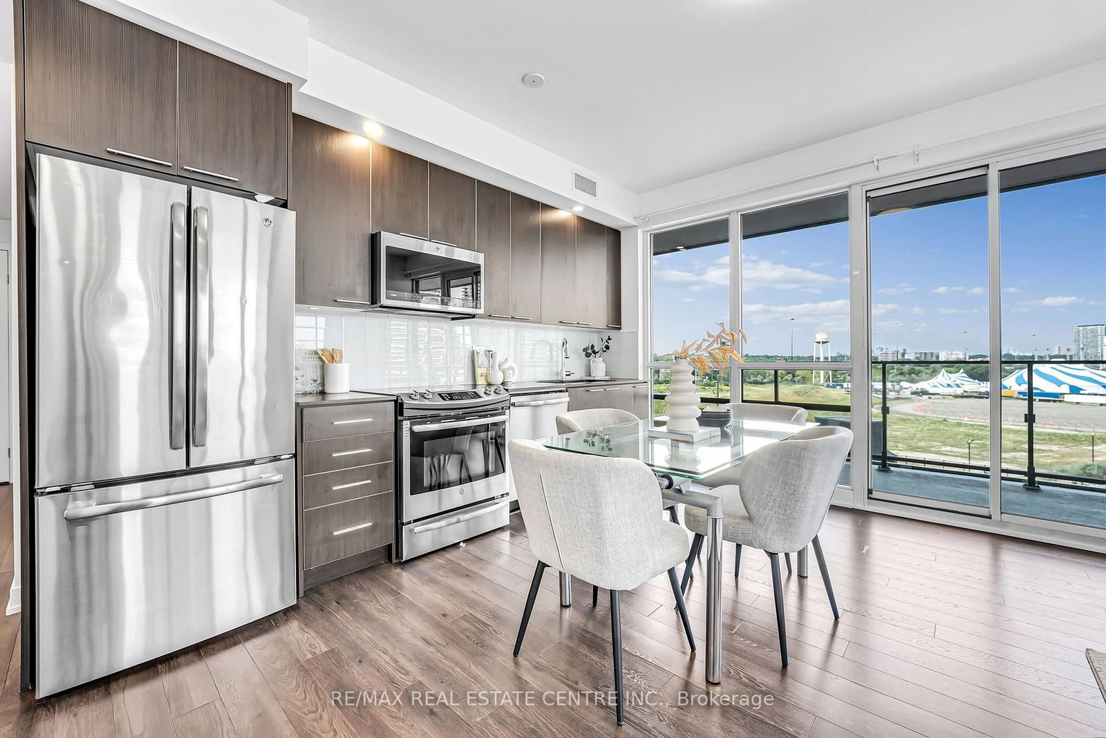 10 Park Lawn Road • #809 • Toronto, ON photo 14