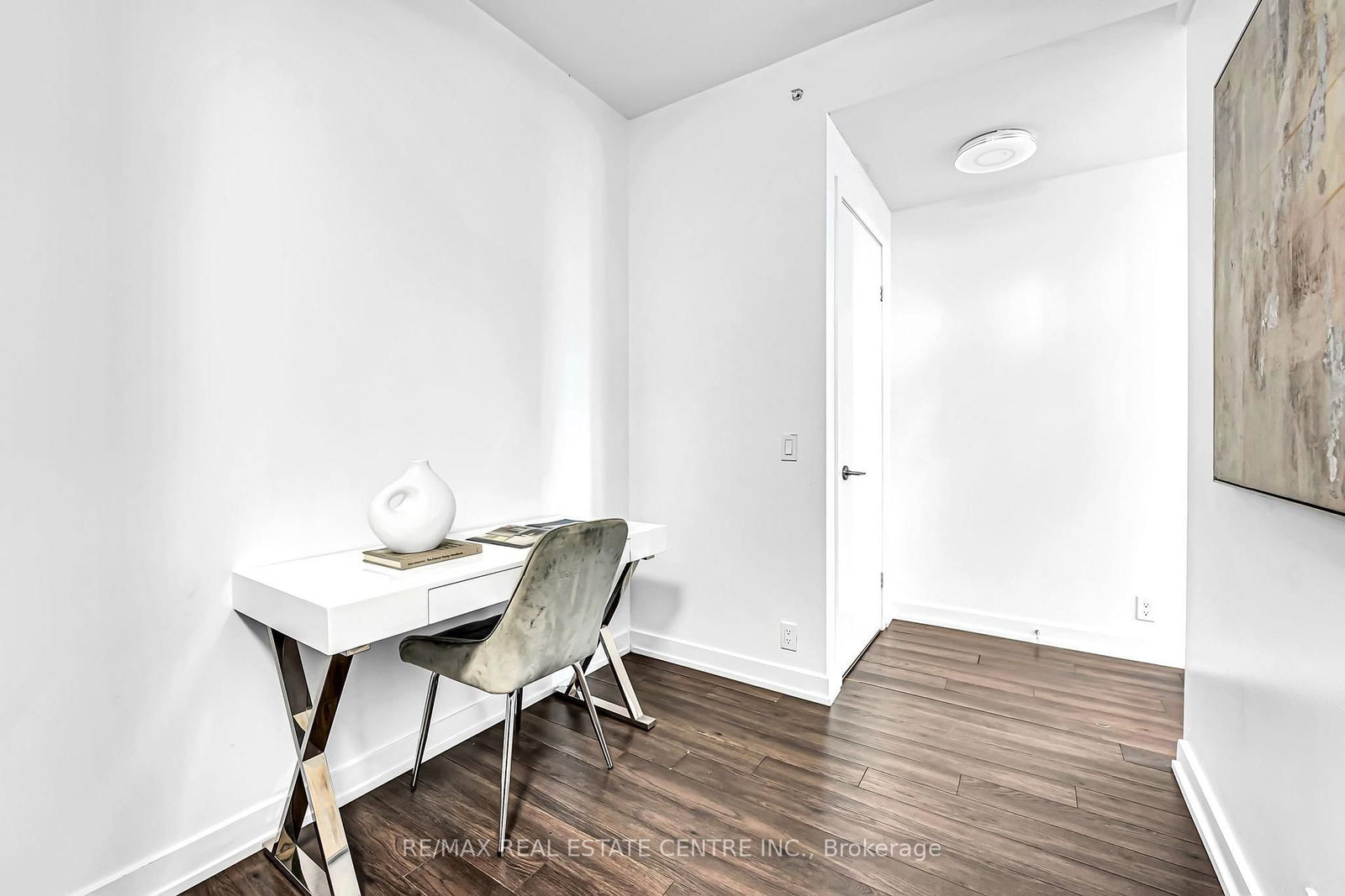 10 Park Lawn Road • #809 • Toronto, ON photo 3