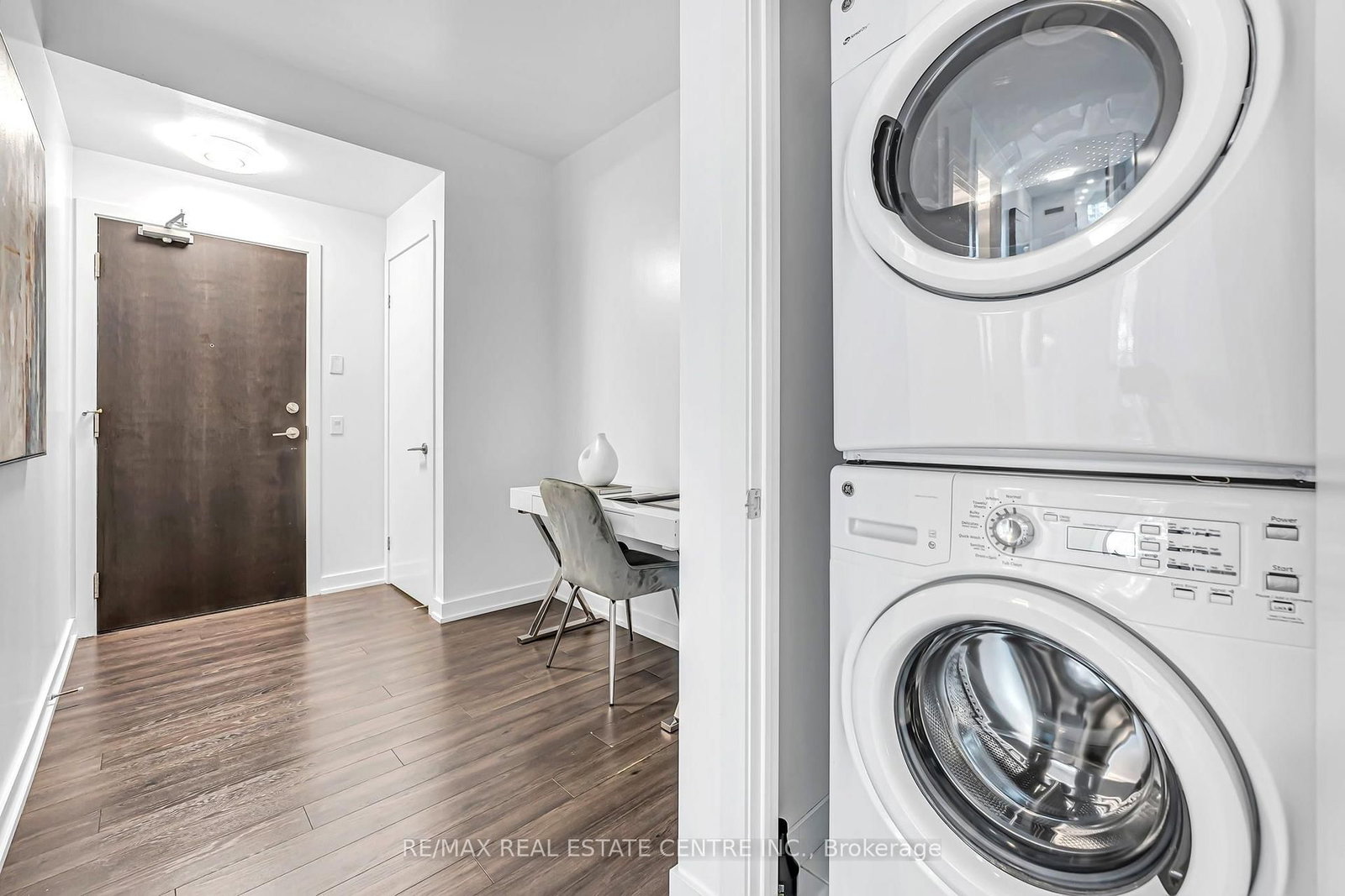 10 Park Lawn Road • #809 • Toronto, ON photo 4