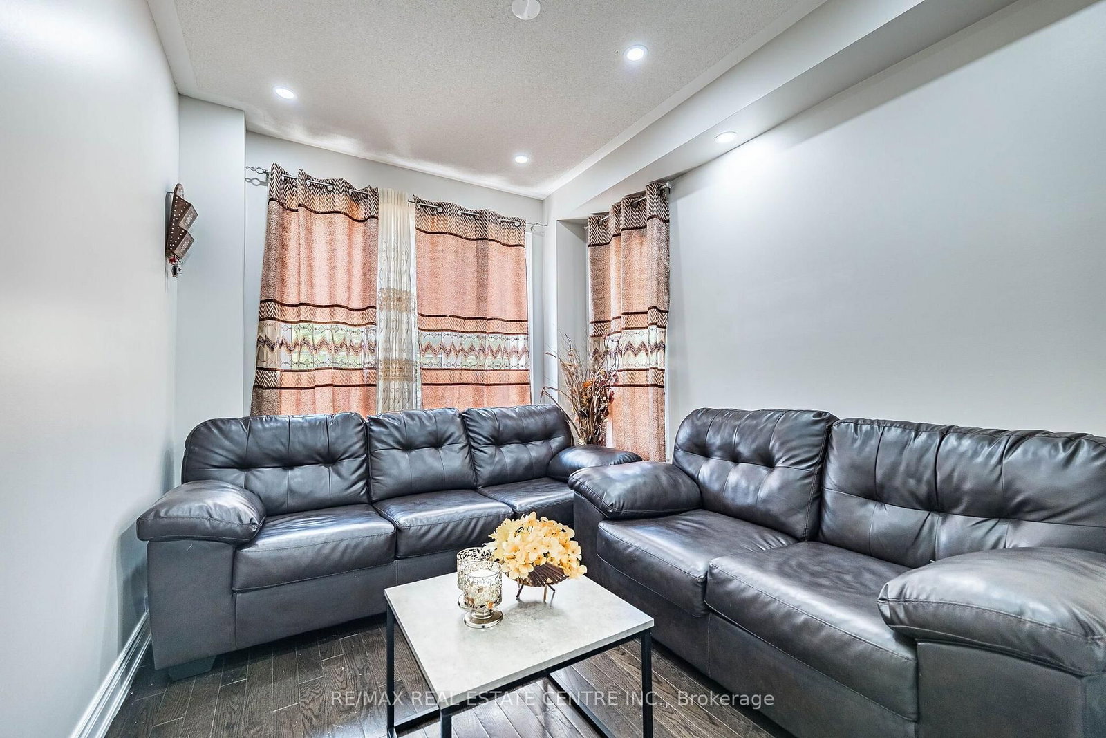 9 Loftsmoor Drive • Brampton, ON photo 10