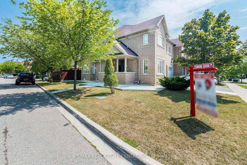 9 Loftsmoor Drive