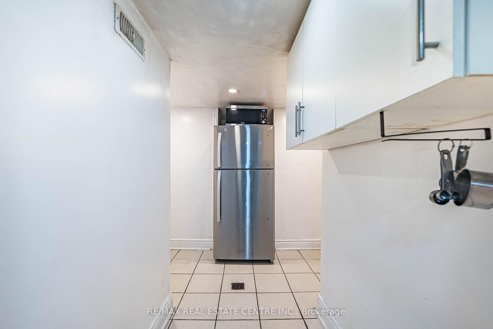 9 Loftsmoor Drive • Brampton, ON photo 42