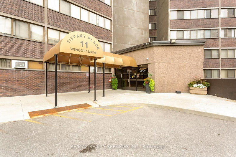 11 - 11 Wincott Drive