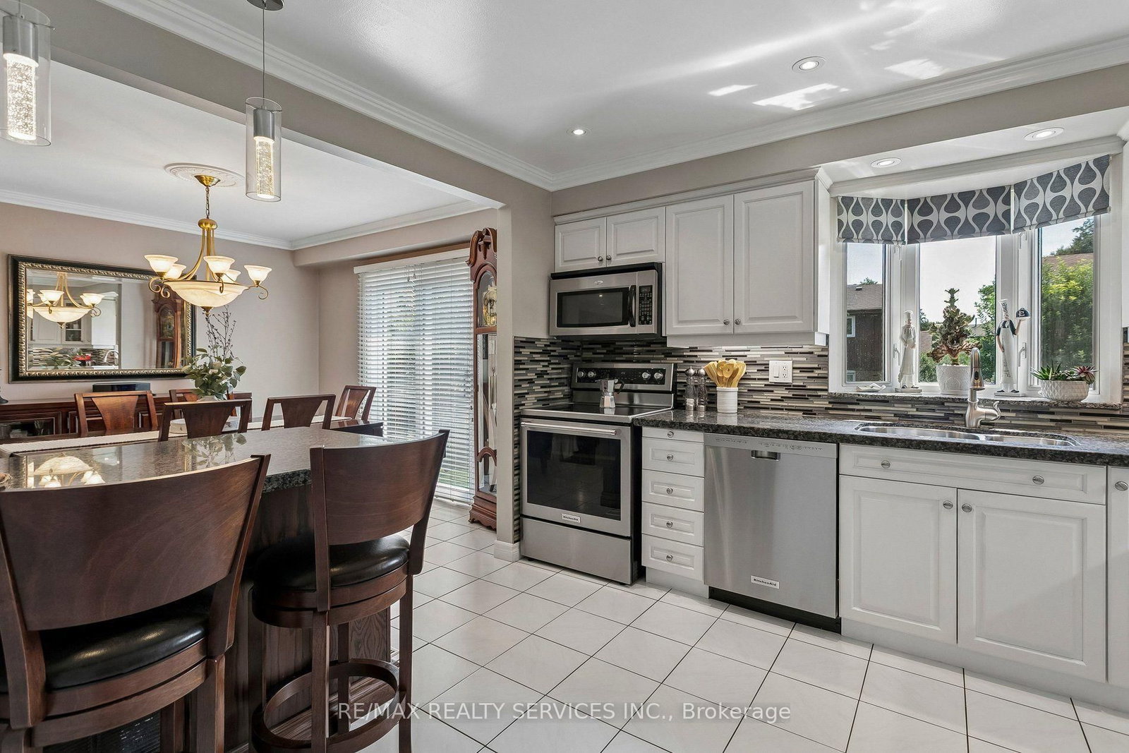 11 Longbourne Crescent • Brampton, ON photo 17