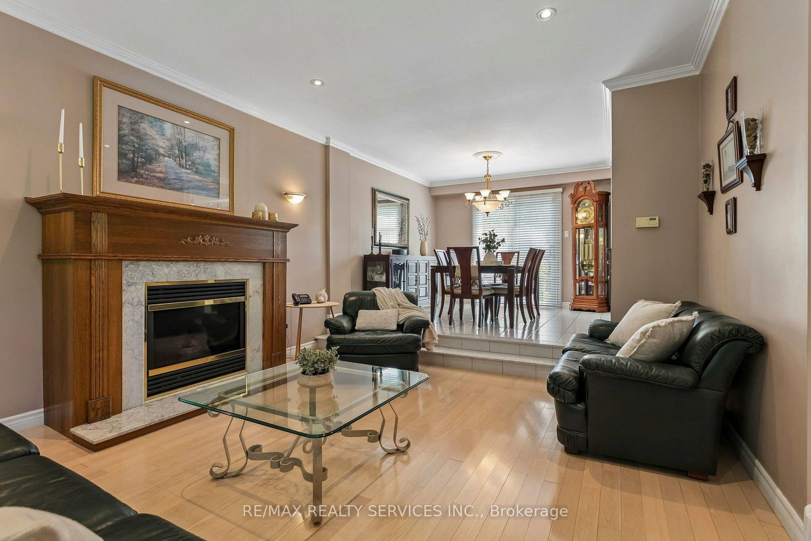 11 Longbourne Crescent • Brampton, ON photo 8