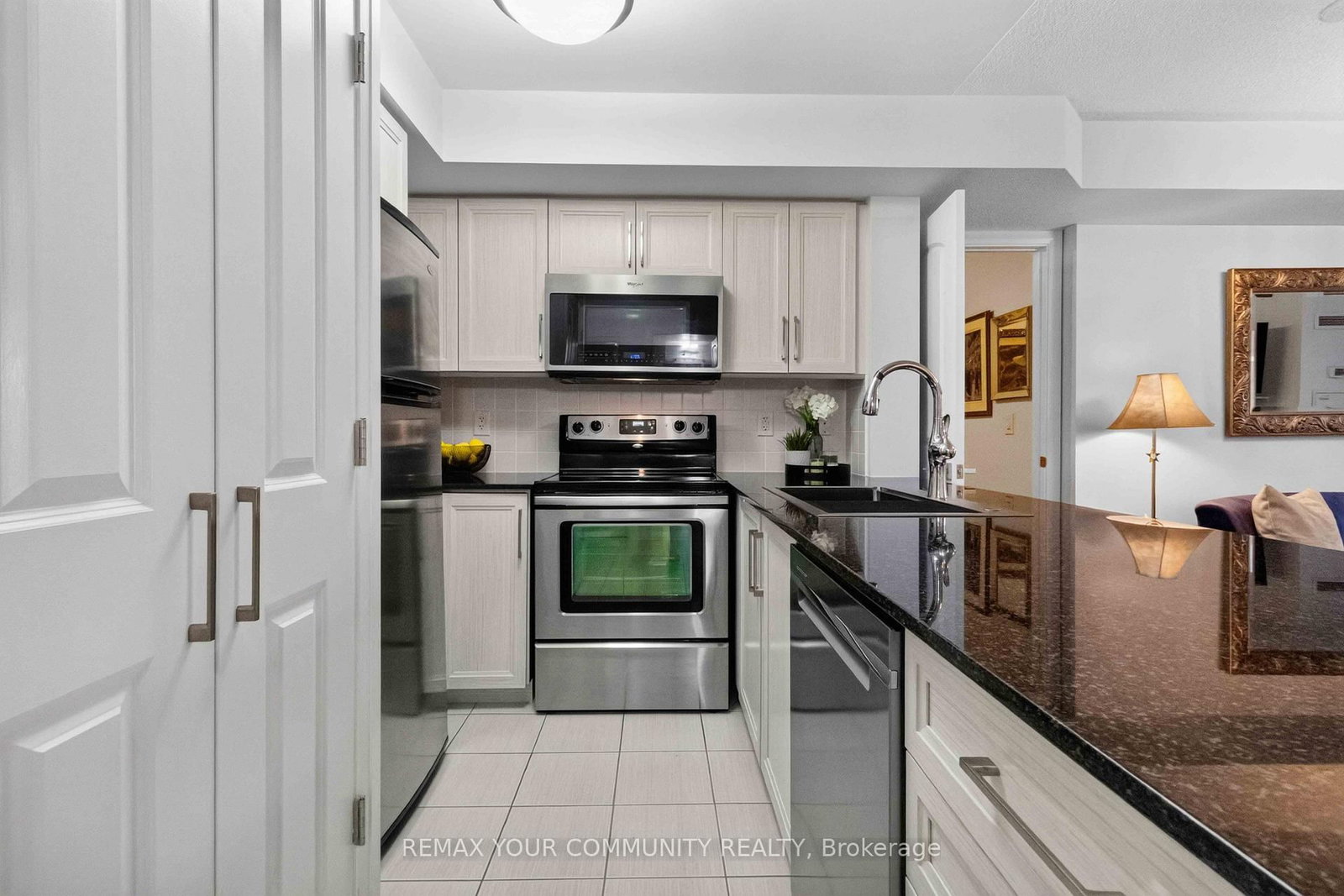 1060 Sheppard Avenue W • #902 • Toronto, ON photo 10