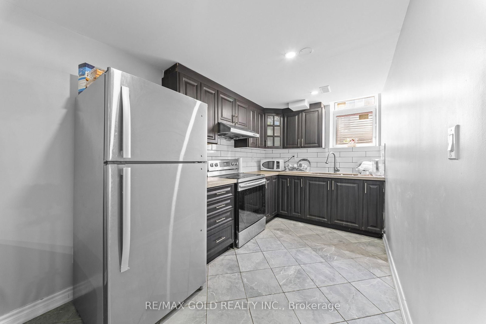 8 Bayridge Drive • Brampton, ON photo 23