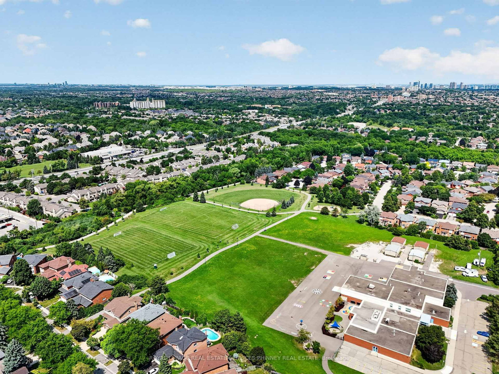 1724 The Chase • #6 • Mississauga, ON photo 38