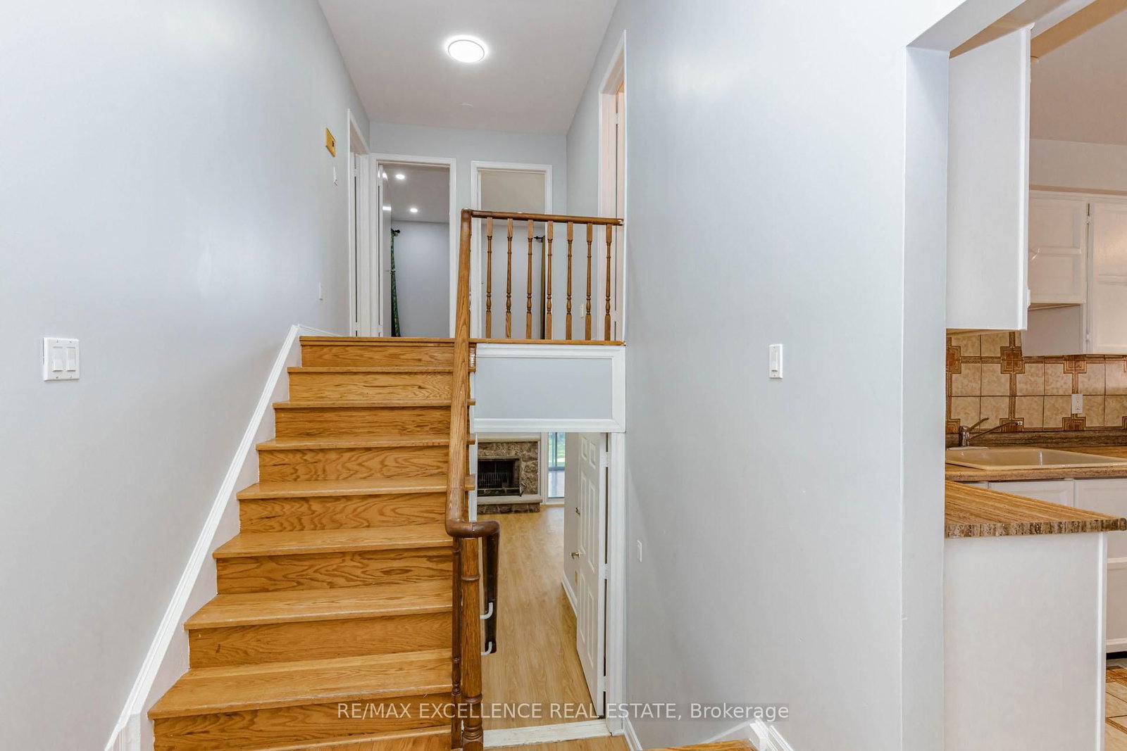15 Maidstone Crescent • Brampton, ON photo 11