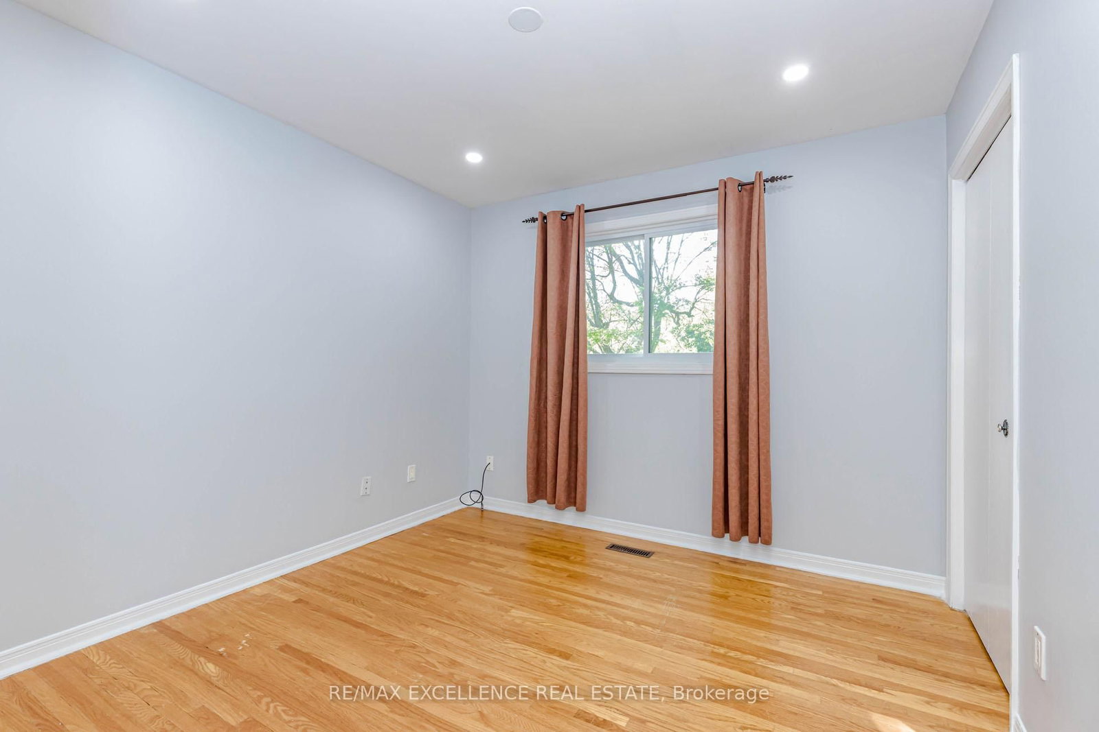 15 Maidstone Crescent • Brampton, ON photo 18