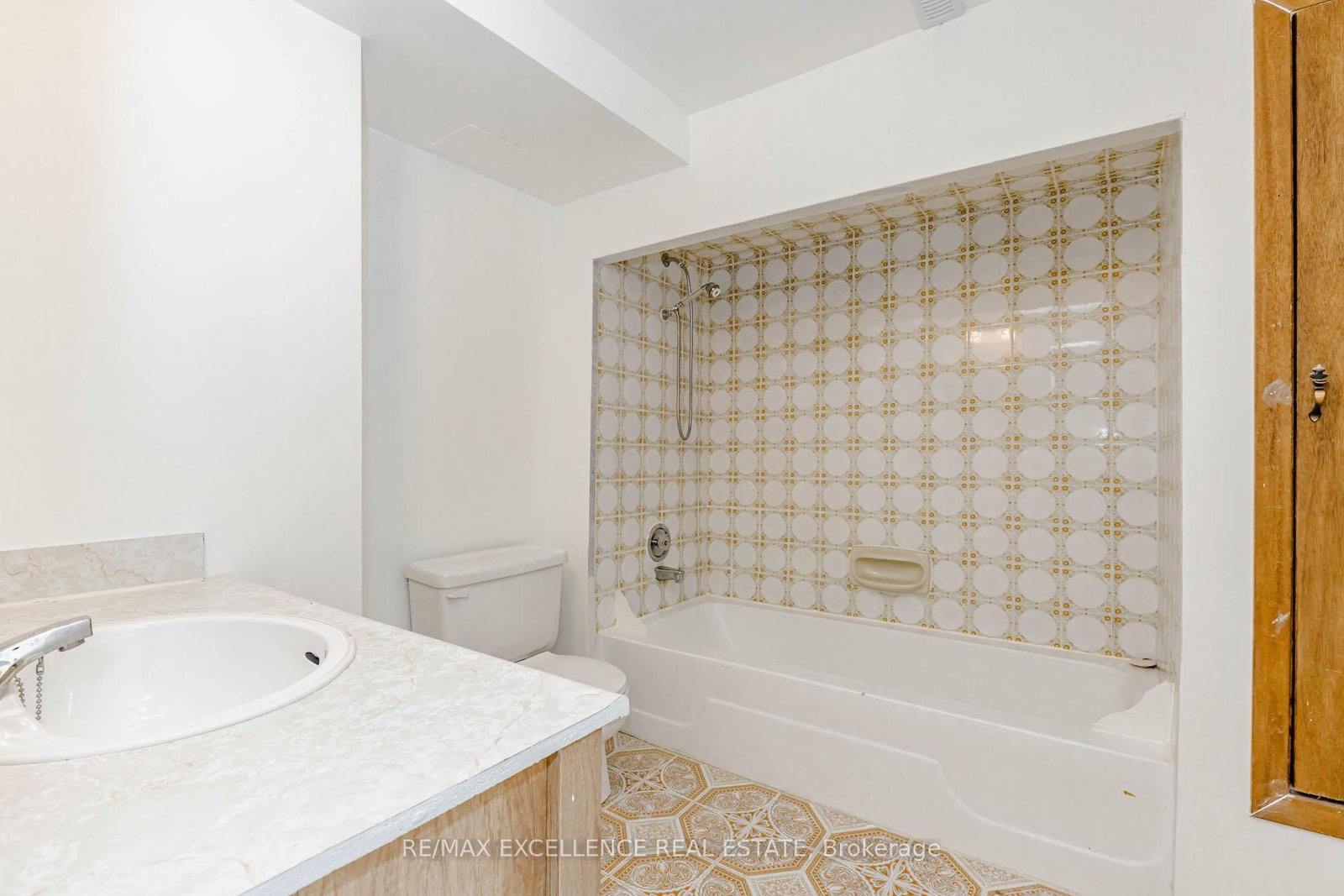 15 Maidstone Crescent • Brampton, ON photo 40