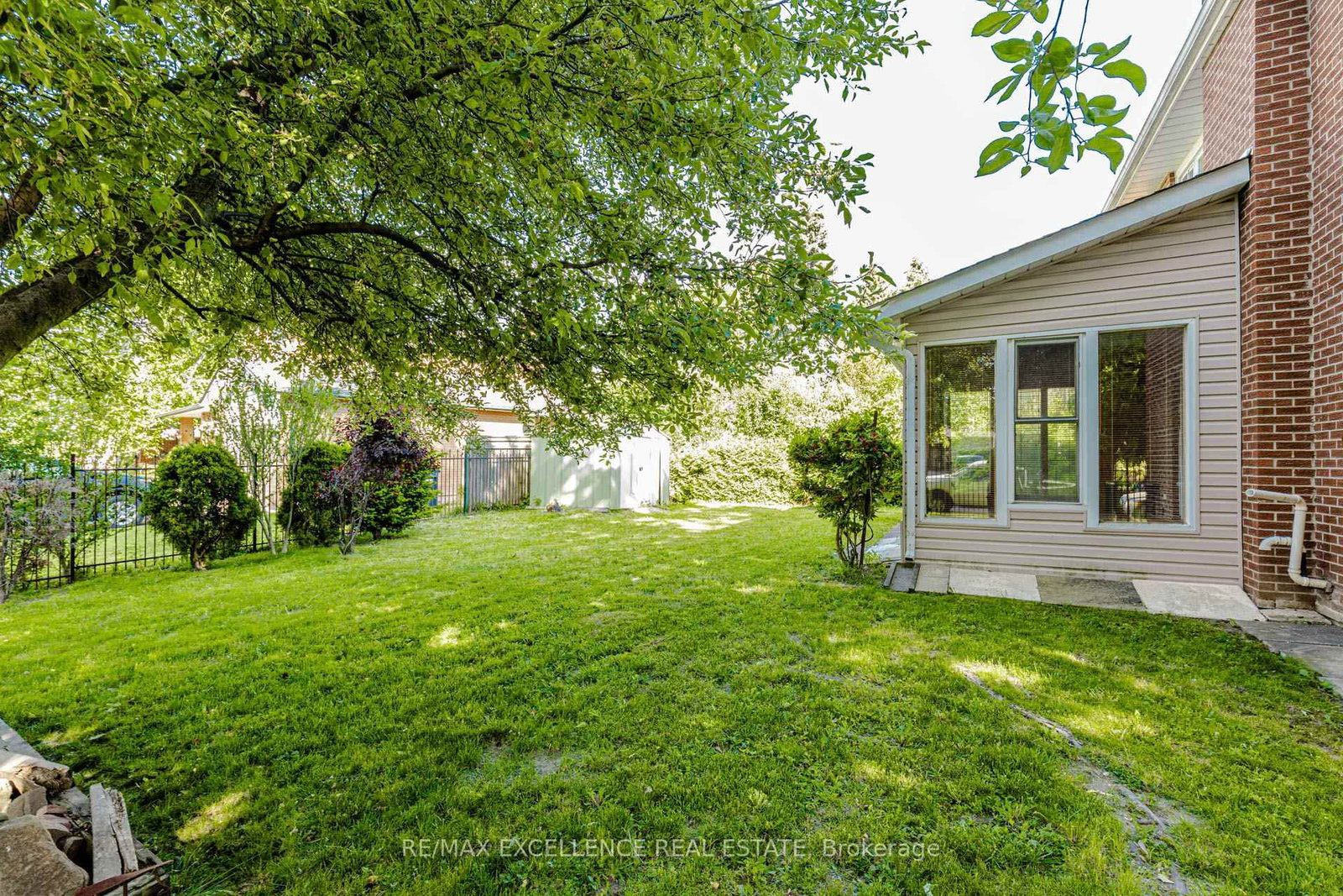 15 Maidstone Crescent • Brampton, ON photo 48