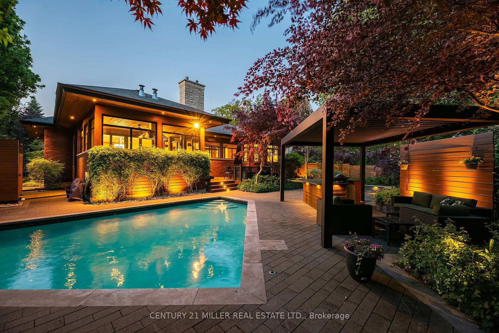 5316 Drenkelly Court • Mississauga, ON photo 6