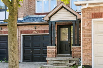 3920 Zenith Court • Mississauga, ON photo 3