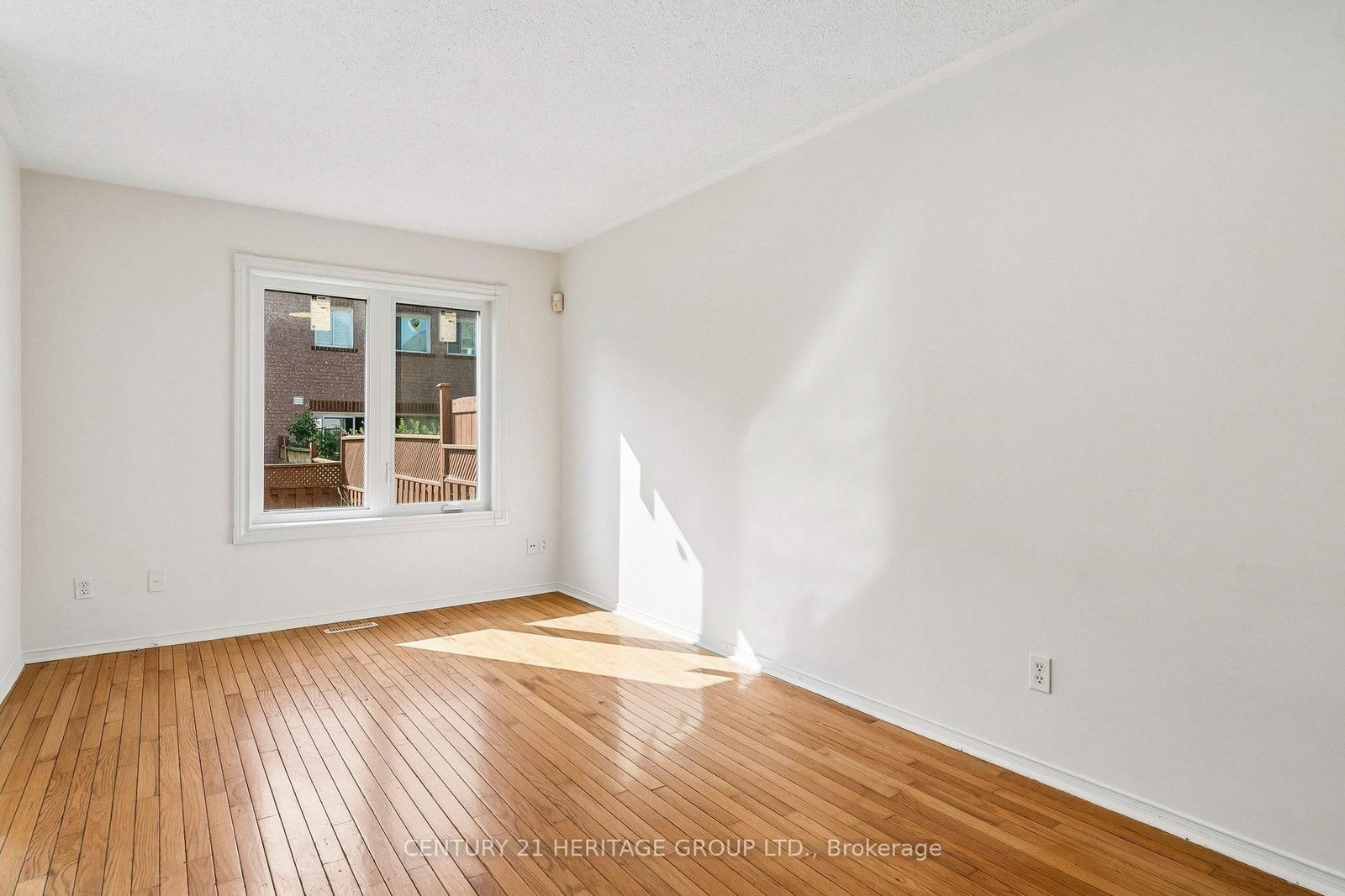 3920 Zenith Court • Mississauga, ON photo 8