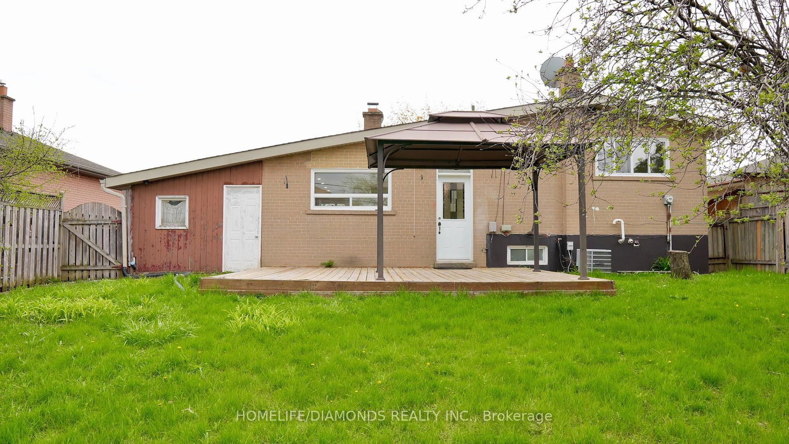 15 ATHLONE Avenue • Brampton, ON photo 18