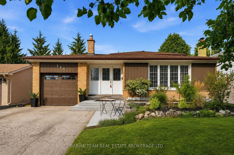 149 Mountainview Road S