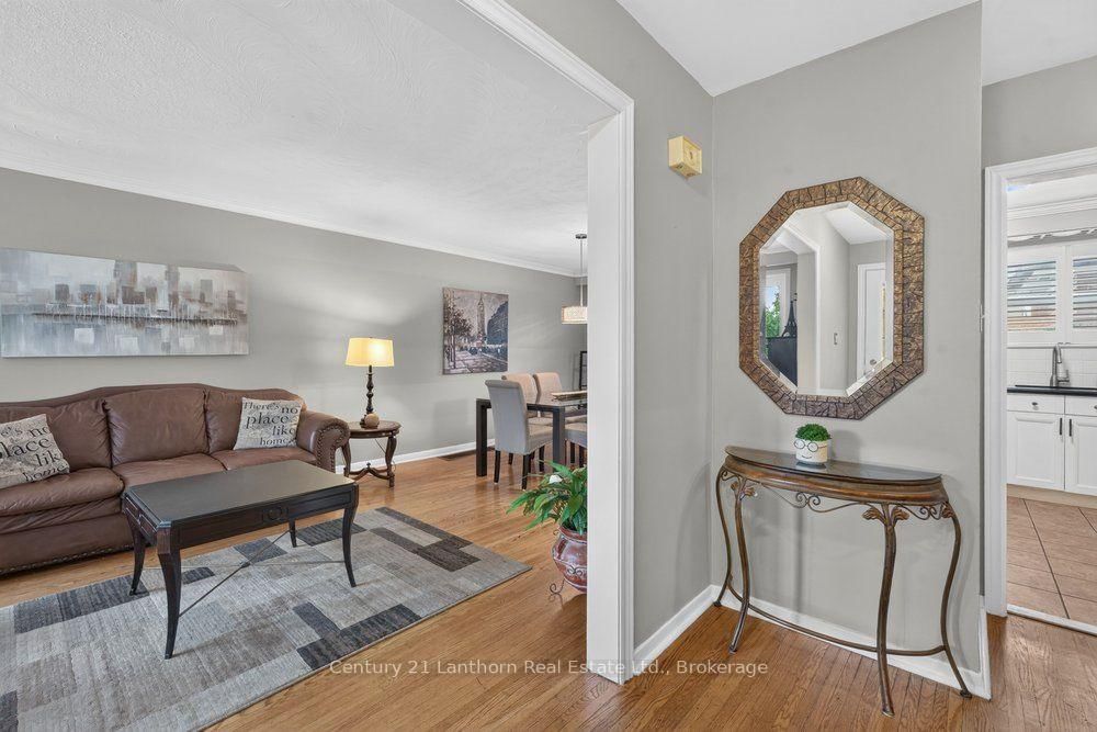 333 Jeffcoat Drive, Toronto, ON, photo 5