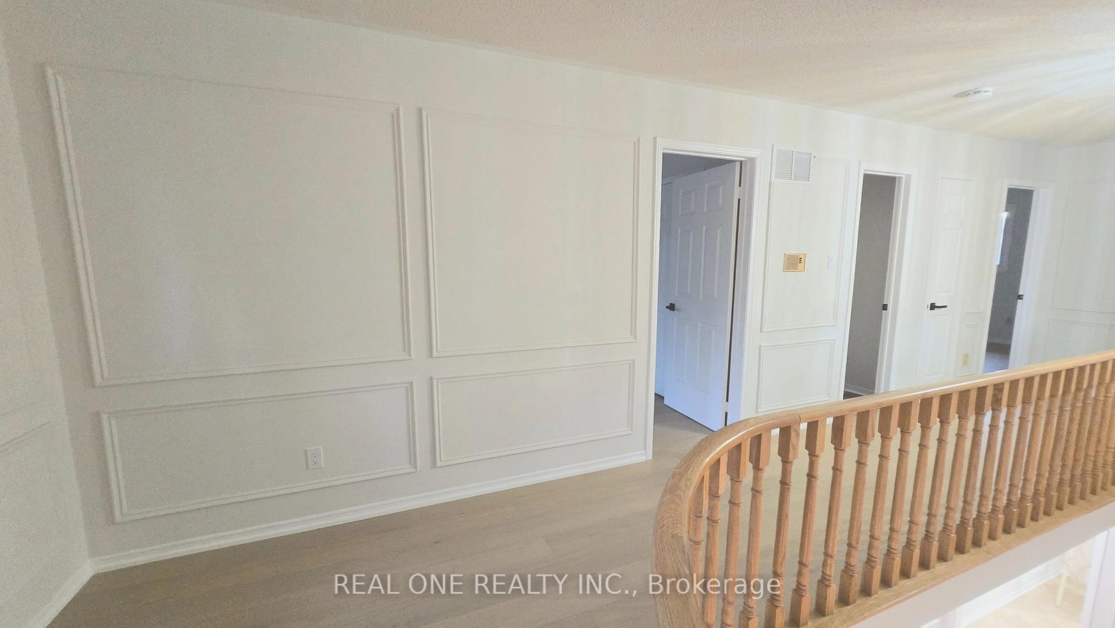 2027 Roy Ivor Crescent • Mississauga, ON photo 24