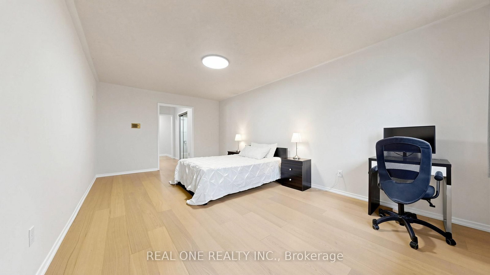 2027 Roy Ivor Crescent • Mississauga, ON photo 28