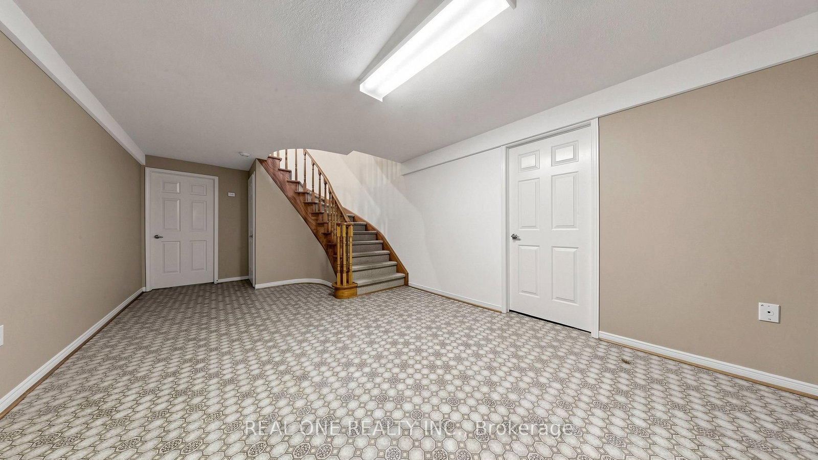 2027 Roy Ivor Crescent • Mississauga, ON photo 43